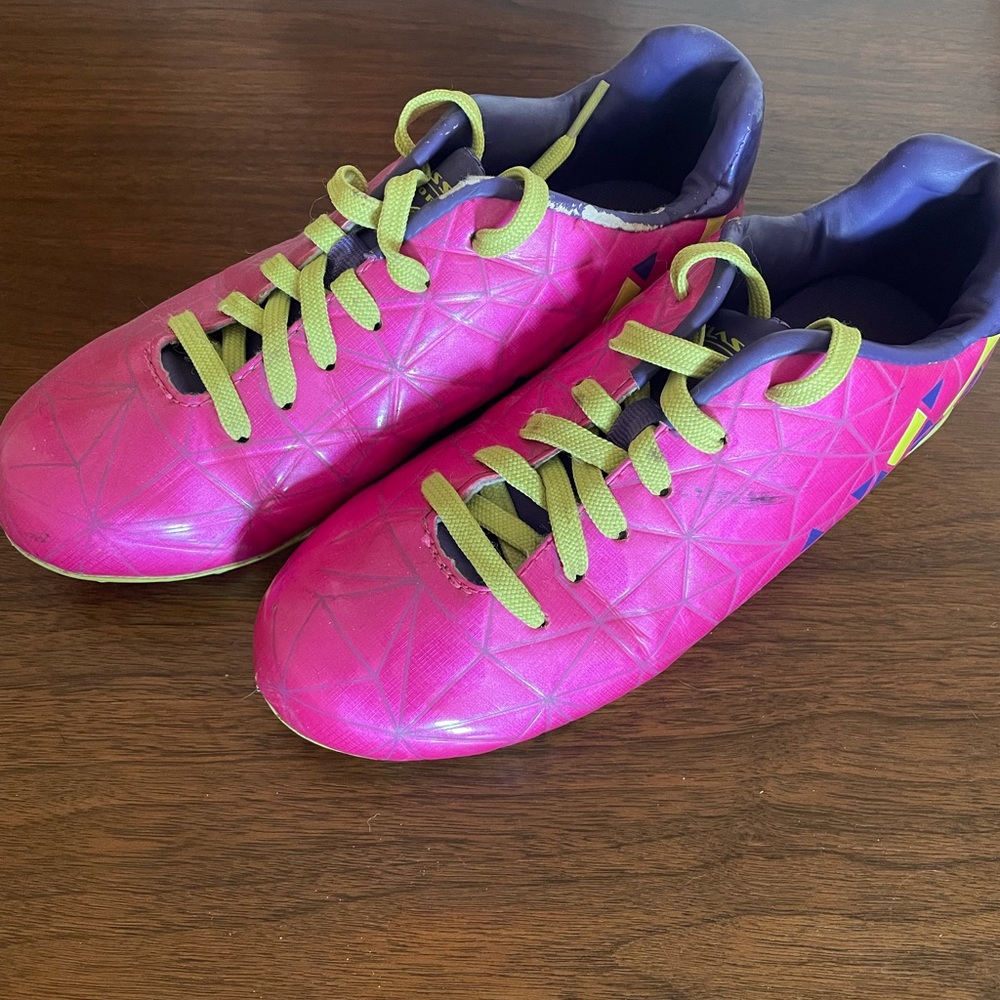 Girls Soccer Cleats